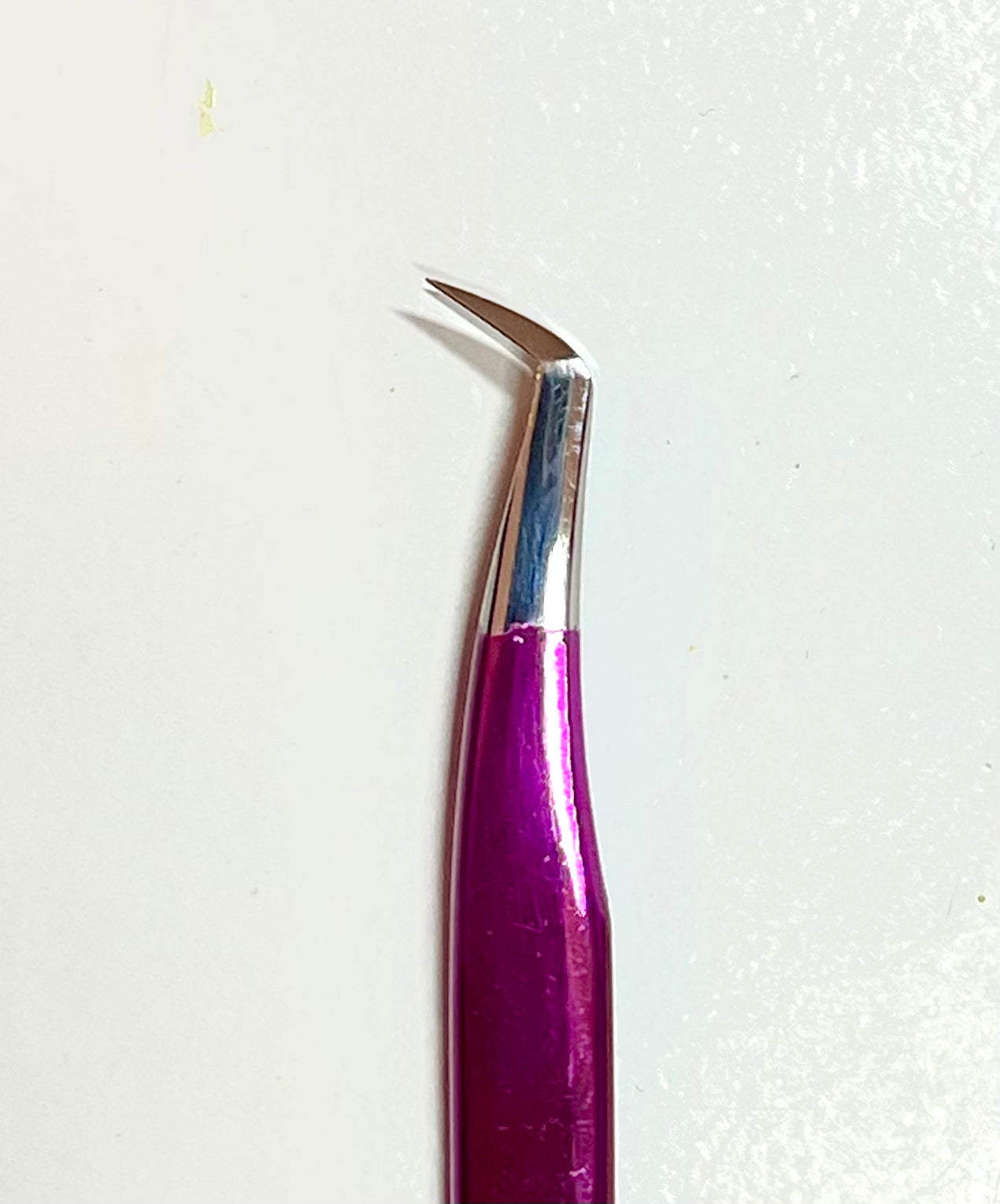 Magenta Tweezers